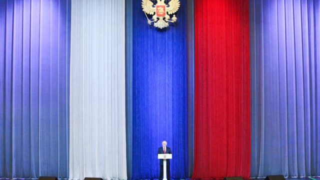 Владимира Путина зарегистрировали кандидатом в президенты России