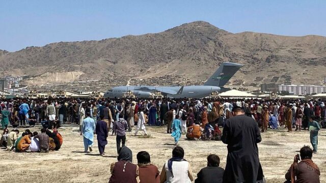 В Афганистане похитили украинский самолет