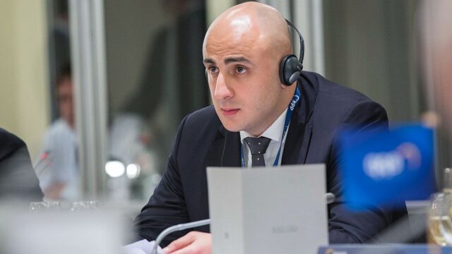 Парламент Грузии снял иммунитет с депутата, которого обвинили в организации беспорядков в Тбилиси