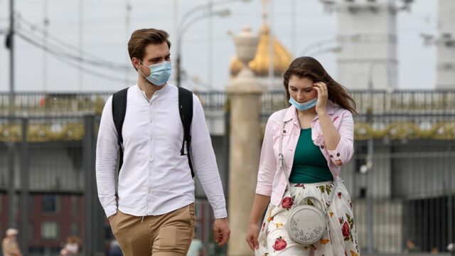 В России за сутки заразились коронавирусом 4 980 человек