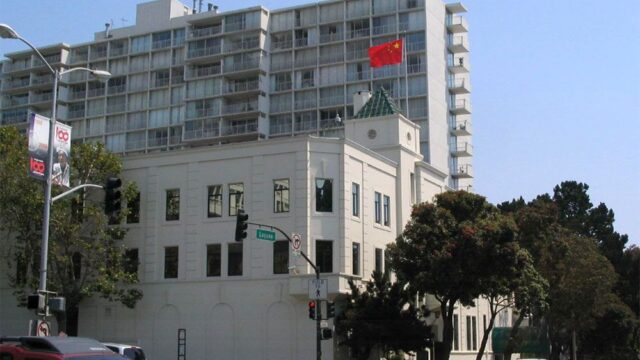 В США задержали биолога, которая укрылась в китайском консульстве