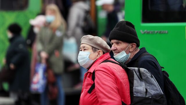 В России третий день подряд фиксируют рекордную заражаемость коронавирусом