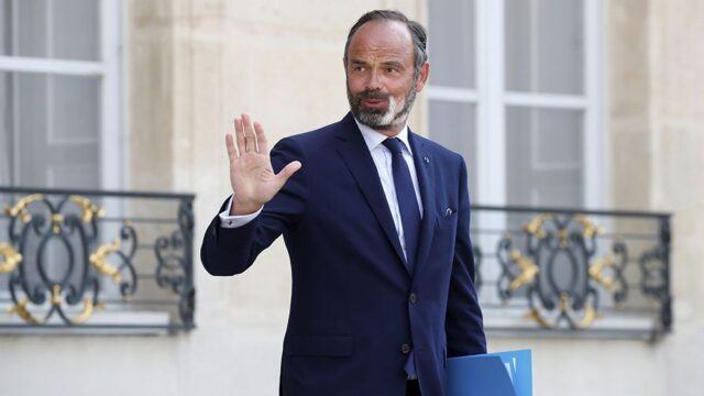 Премьер-министр Франции Эдуар Филипп подал в отставку