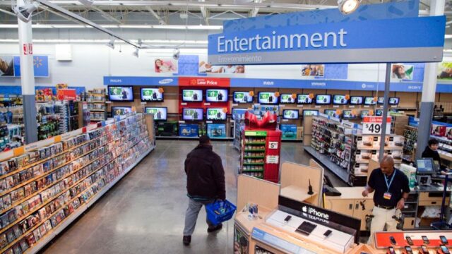 Walmart решил убрать рекламу жестоких видеоигр после стрельбы в США