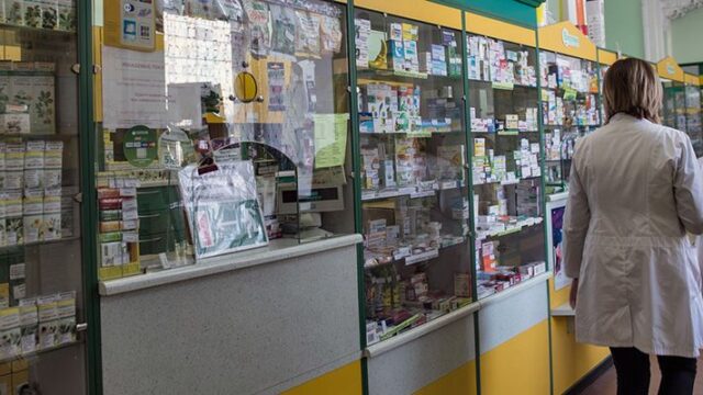 Продавец аптеки во время ЧМ-2018 прокалывала презервативы, чтобы улучшить генофонд