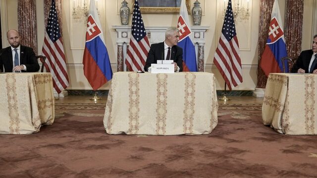 США и Словакия договорились о военном сотрудничестве