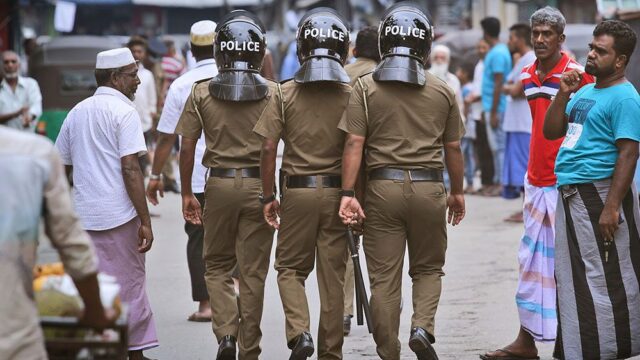 На Шри-Ланке запретят носить одежду, которая закрывает лицо