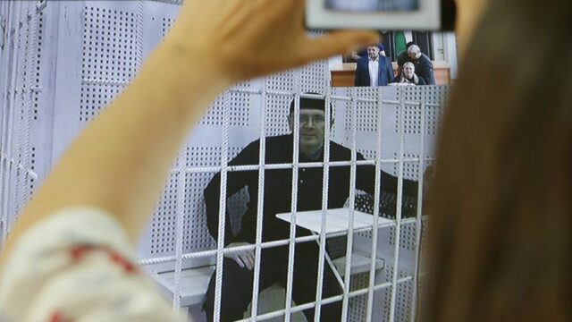 Правозащитники попросили ФИФА помочь освободить главу чеченского «Мемориала»
