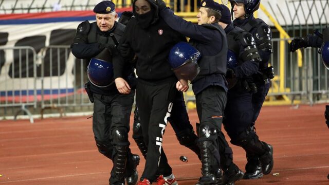 Во Франции взяли под стражу россиянина, которого подозревают в нападении на фаната на Евро-2016