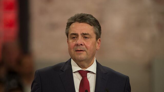 Бывший министр иностранных дел Германии Зигмар Габриель: Зеехофер должен немедленно уйти