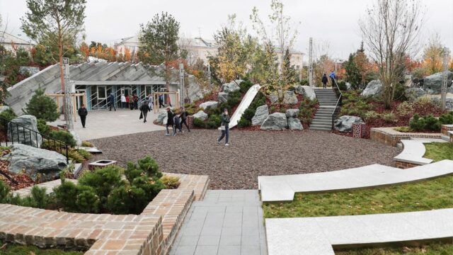 В Кемерове на месте ТЦ «Зимняя вишня» открыли «Парк ангелов» в память о погибших