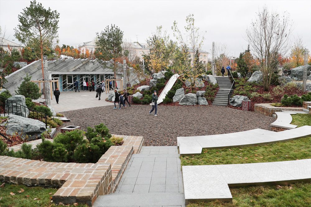 В Кемерове на месте ТЦ «Зимняя вишня» открыли «Парк ангелов» в память о погибших