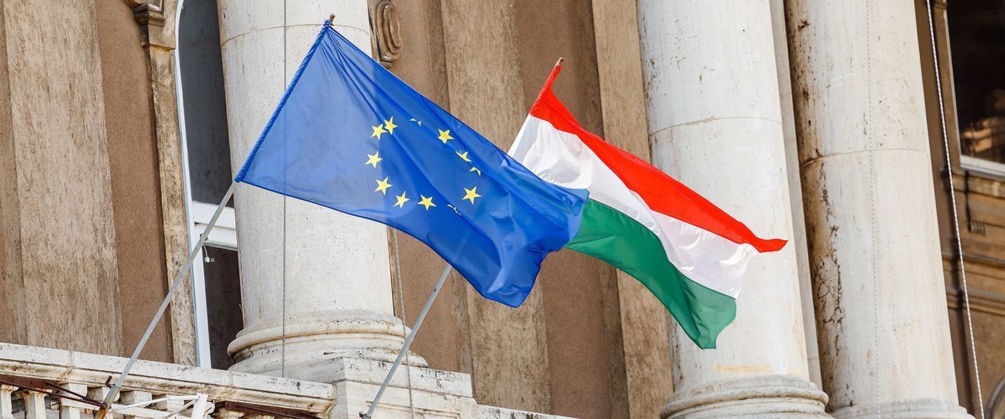 В Люксембурге предложили поставить вопрос о членстве Венгрии в ЕС