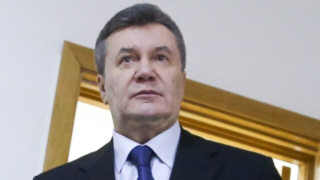 Суд ЕС отменил решение о заморозке активов Януковича и его сына