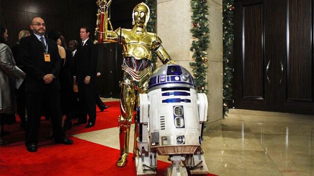 Робота R2-D2 из «Звездных войн» продали на аукционе за $2,7 млн