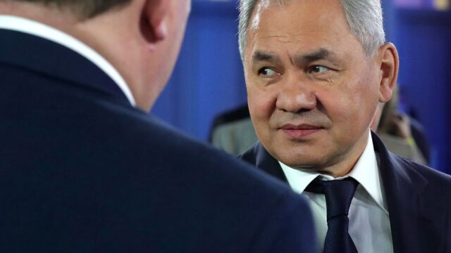 Заявление Шойгу об отводе войск от Украины укрепило рубль