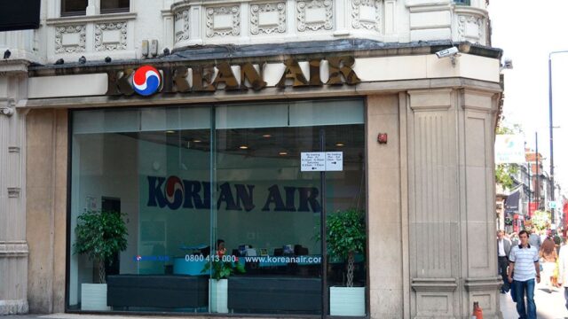 Сотрудники Korean Air устроили протесты с требованием отставки гендиректора компании