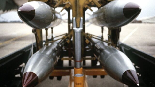 США провели два испытания атомной бомбы B61-12 без заряда