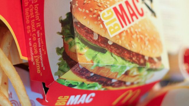 «Макдоналдс» потерял эксклюзивное право на товарный знак Big Mac в Европе