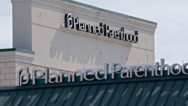 В Техасе запретили аборты после обнаружения сердцебиения плода