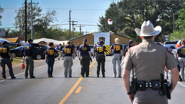 Власти трех городов США подали иск против Пентагона из-за стрельбы в техасской церкви