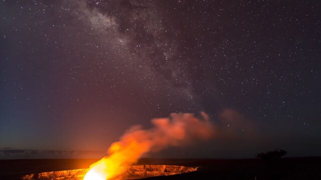 На Гавайях снова начал извергаться вулкан Килауэа