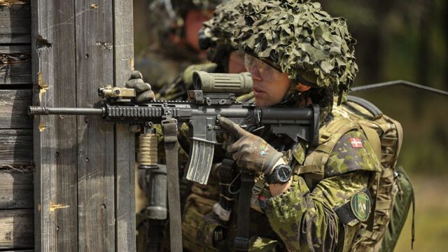 Датских солдат в Эстонии научат противостоять российской пропаганде