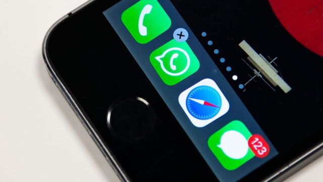 В WhatsApp нашли уязвимость, из-за которой в телефон попадало ПО для слежки