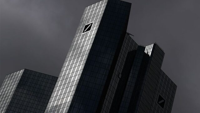 Штат Нью-Йорк оштрафовал Deutsche Bank на $150 млн за связи с Эпштейном