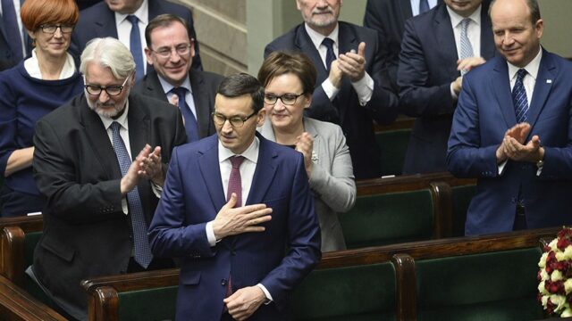 Сейм Польши утвердил новое правительство страны во главе с Матеушем Моравецким
