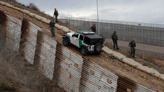 В Техасе умер мигрант из Мексики, которого задержали за незаконный переход границы