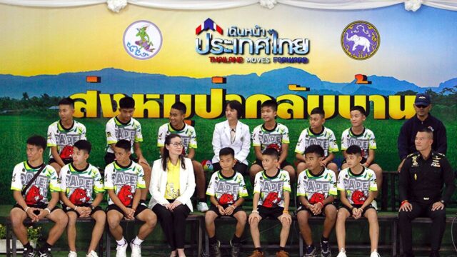Что рассказали подростки, которых спасли из затопленной пещеры в Таиланде