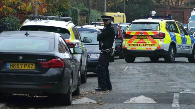 В Ливерпуле после взрыва около больницы задержали троих подозреваемых в терроризме