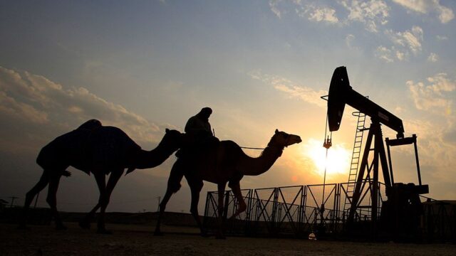 Россия начала покупать у Ирана нефть в обмен на товары