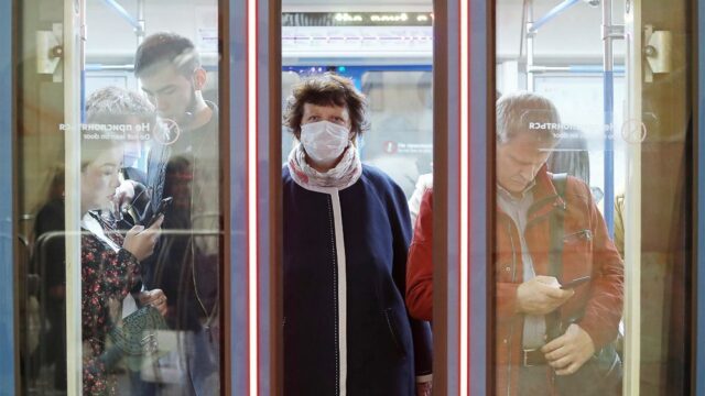 В России впервые за два месяца за сутки заразились больше 6000 человек