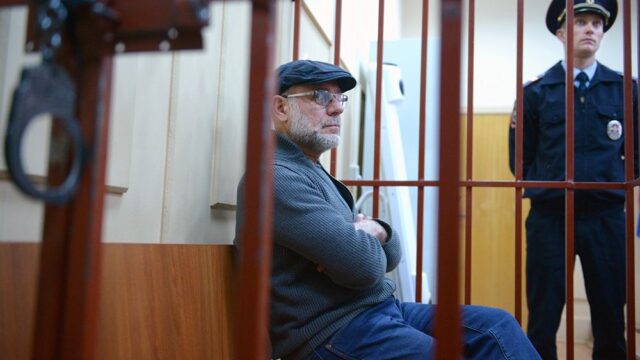 Суд не стал рассматривать ходатайство о смене меры пресечения Малобродскому