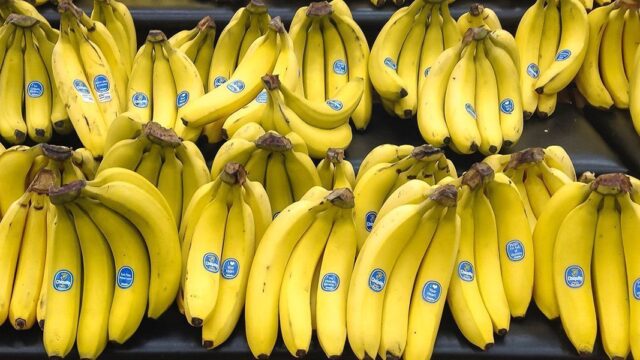 Sony запатентовала возможность использовать как геймпад бананы и апельсины