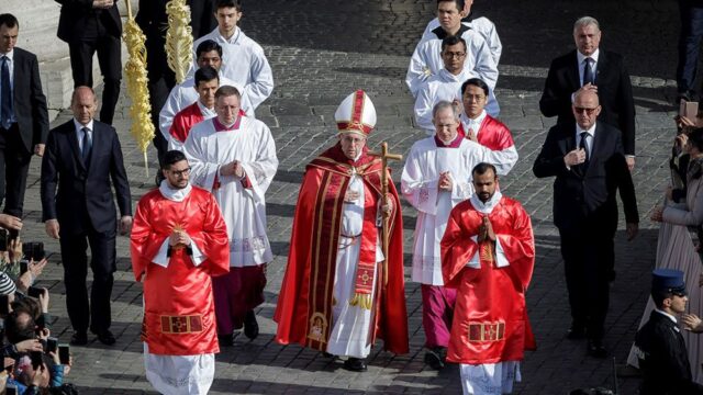 Папа Римский признал, что допустил «грубые ошибки» в высказываниях о сексуальном насилии в Чили