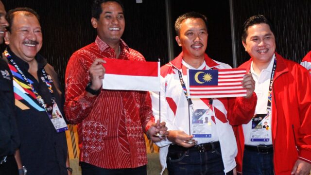 Малайзия извинилась перед Индонезией за перевернутый флаг в буклете