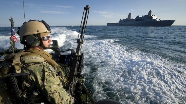 ВМС США проведут реформы из-за крупных столкновений военных судов