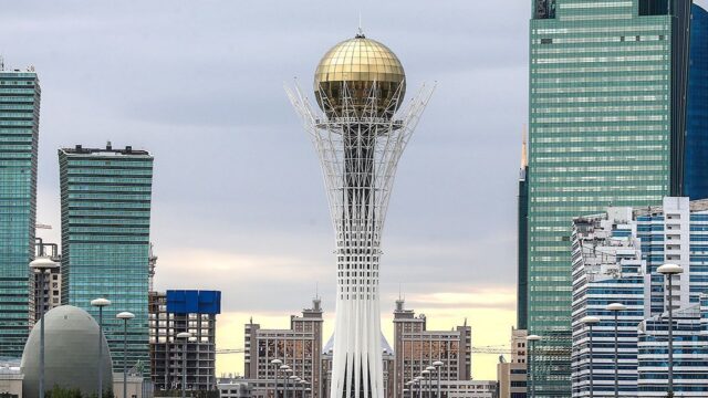 Казахстан решил взять курс на сближение с Евросоюзом и не помогать России