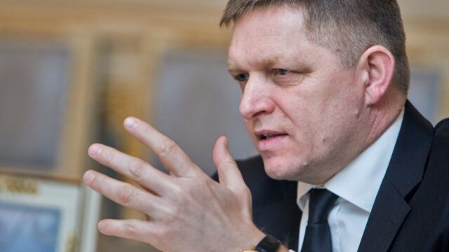 Экс-премьер Словакии обвинил президента в мошенничестве и призвал его уйти в отставку