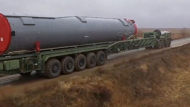 МИД: Россия и США договорились продлить СНВ-3 на условиях Москвы