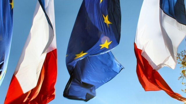 Франция попросила ЕС отложить торговые переговоры с США. Что нужно знать о кризисе в отношениях Парижа и Вашингтона