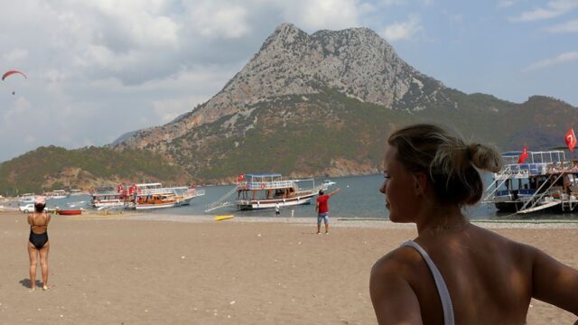 В Ростуризме советуют перенести путевки в Турцию с вылетом до 1 июня