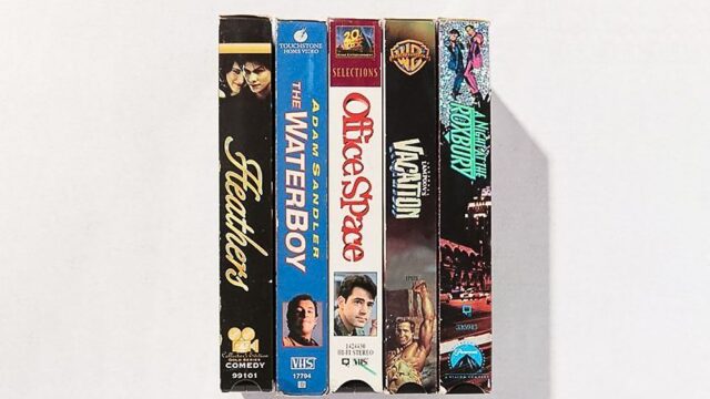 Американская сеть магазинов продает набор из пяти случайно выбранных видеокассет за $40