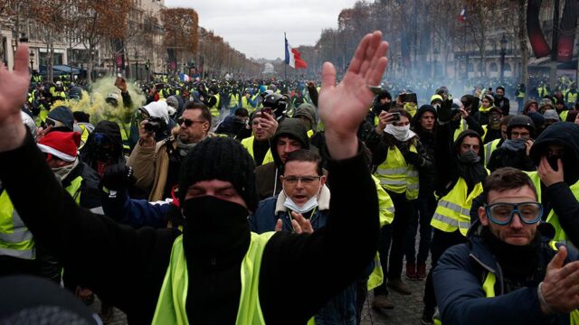 Франция начала расследование сообщений о возможном воздействии России на протесты «желтых жилетов»