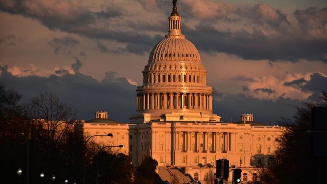В нижней палате Конгресса США проголосовали за принятие налоговой реформы