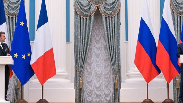 «Хотите, чтобы Франция воевала с Россией?» Главное о встрече Путина и Макрона в Кремле