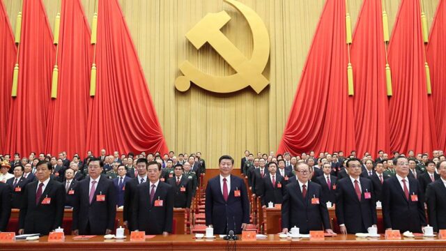 Компартия Китая предложила снять ограничение на количество сроков для президента